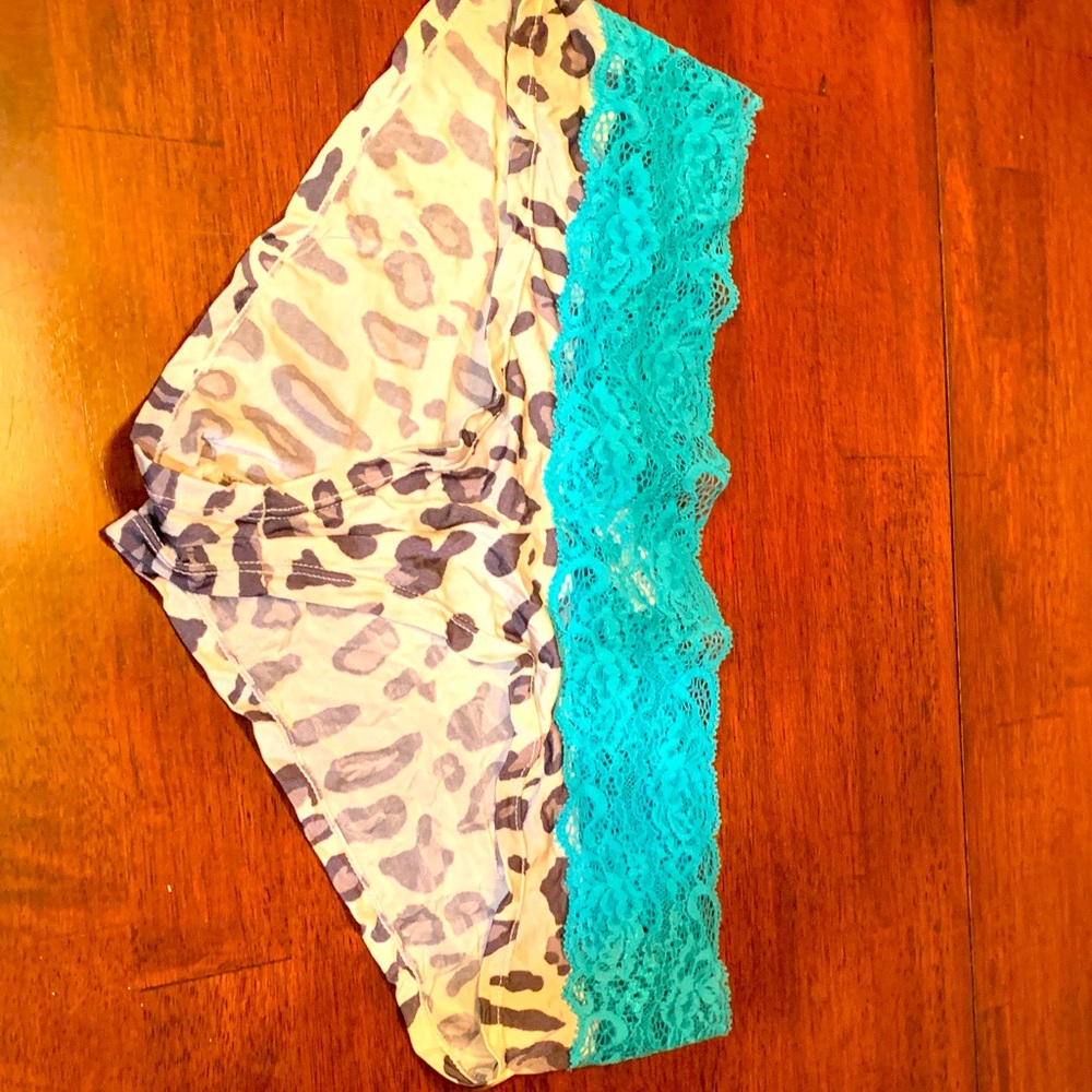 Victoria's Secret M sexy Leopard Print Bottoms with Blue Lace, like new